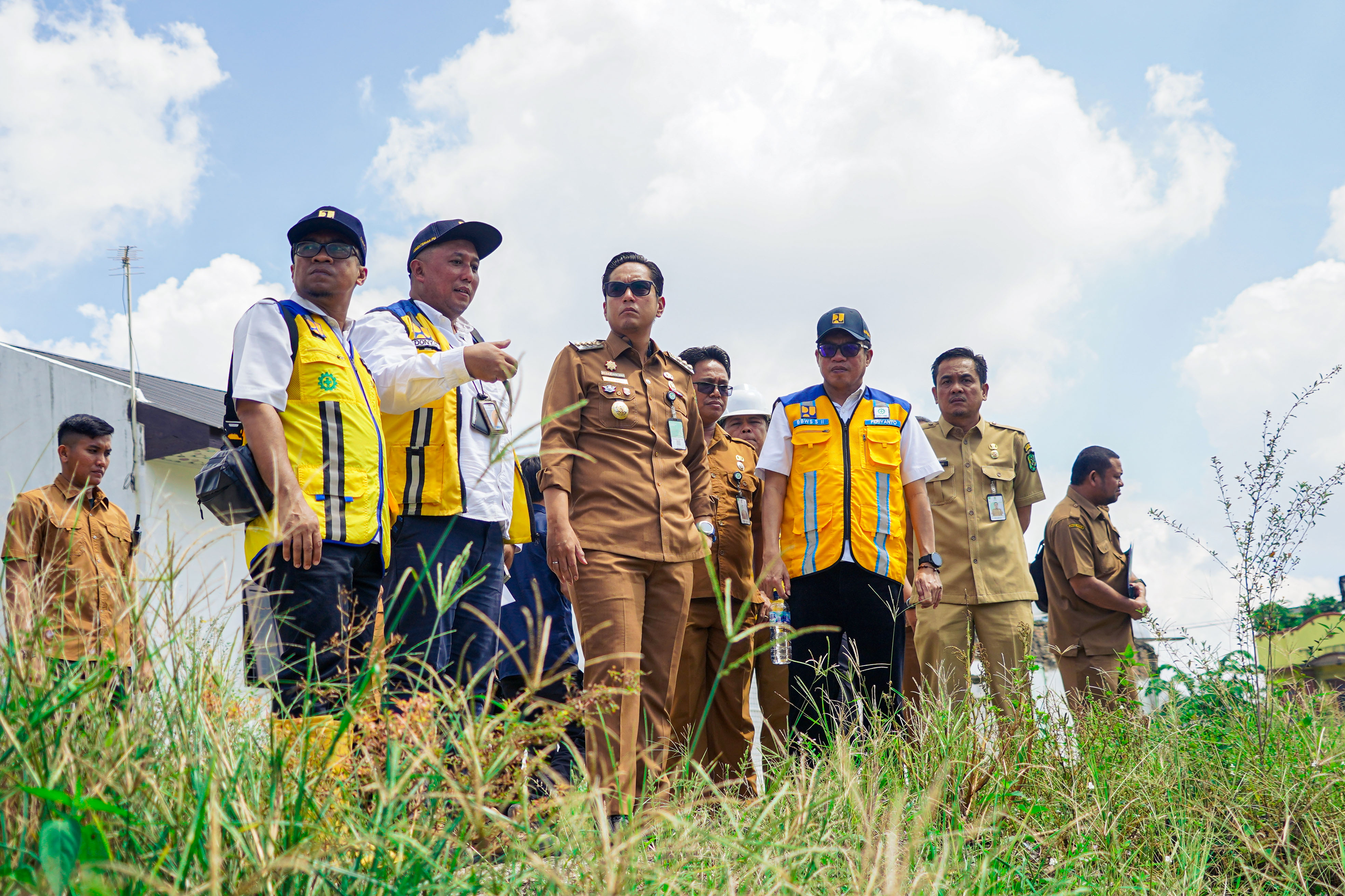 PENINJAUAN PEMBANGUNAN FLOODWAY SEI SIKAMBING-BELAWAN