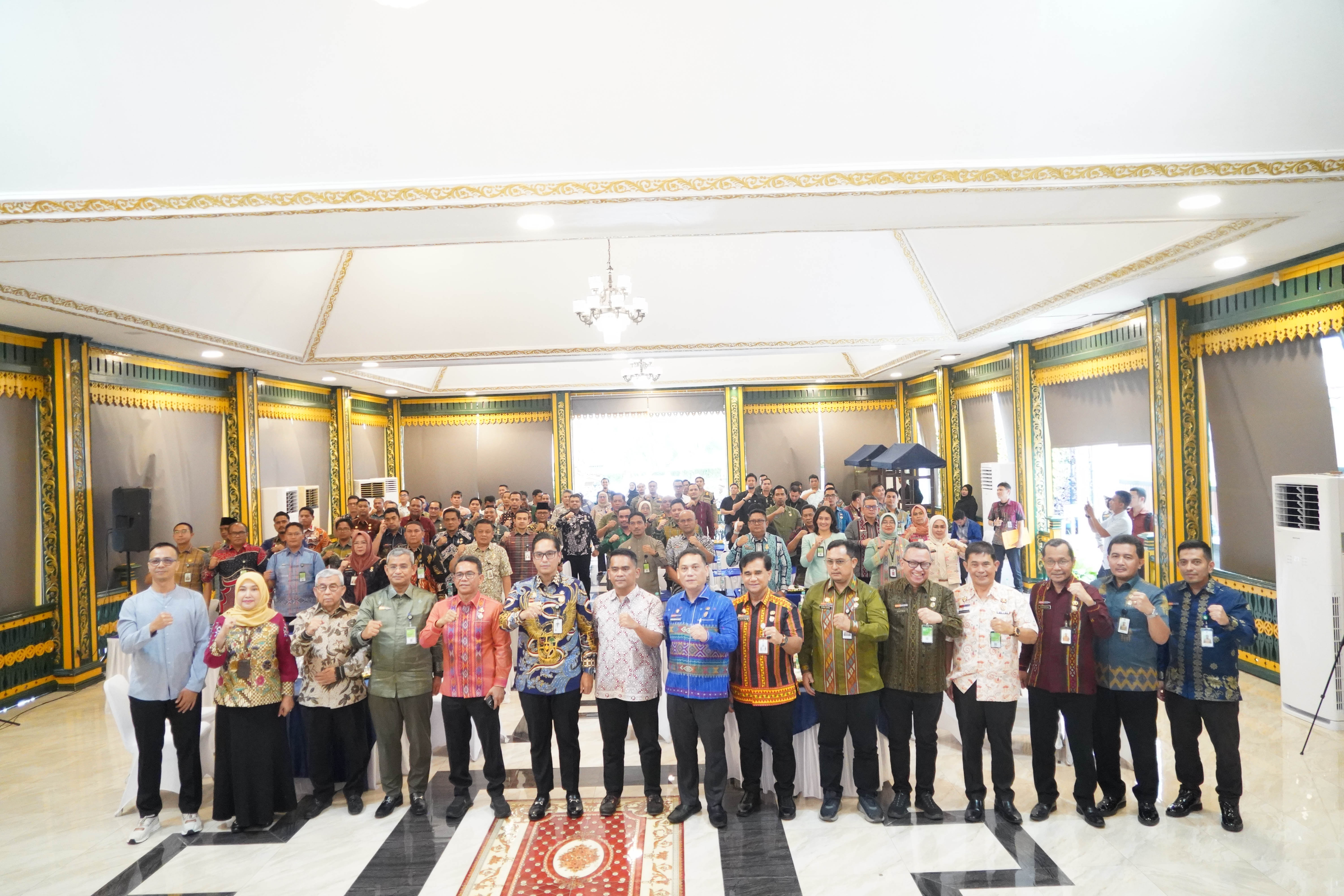 PEMKO MEDAN TEKEN PAKTA INTEGRITAS DATA DRIVEN LEADERSHIP ERA BARU MEDAN SATU DATA DIMULAI